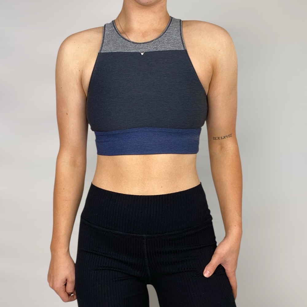 OUTDOOR VOICES Tritone Slashback Crop Top Sports Bra Gym Yoga Workout